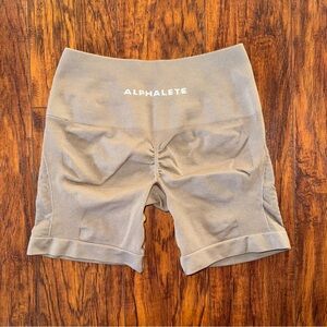 Alphalete Seamless Shorts XS beige